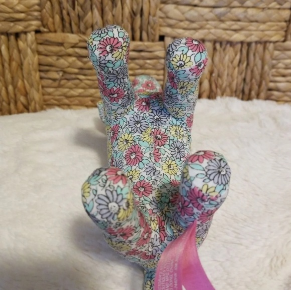 Victoria's Secret Pink Dog - Picture 3 of 3